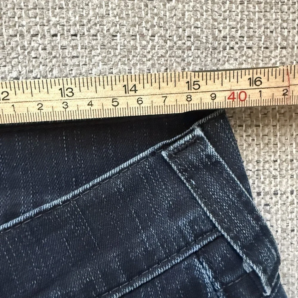 True Religion Ricky World Tour Men’s 32 Fit 31 Dark Wash Flap Pocket USA Raw Hem
